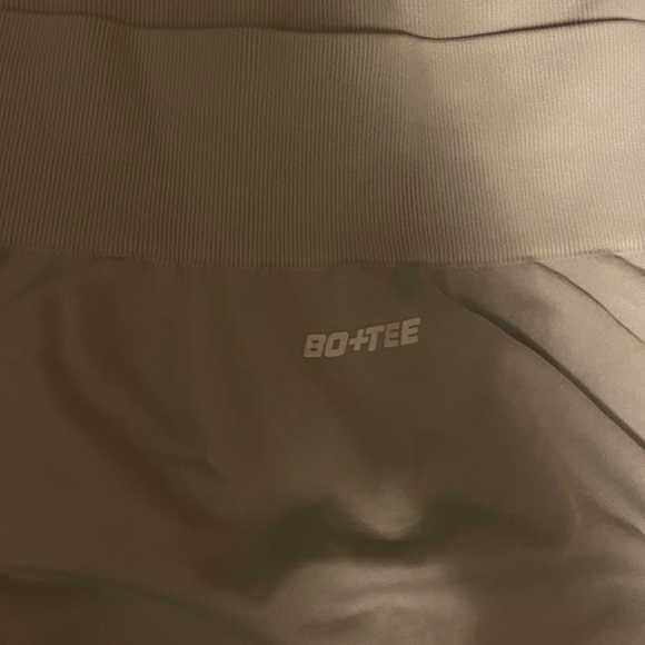 Bo+Tee Superset Leggings in Consistency Grey size M - Picture 6 of 7